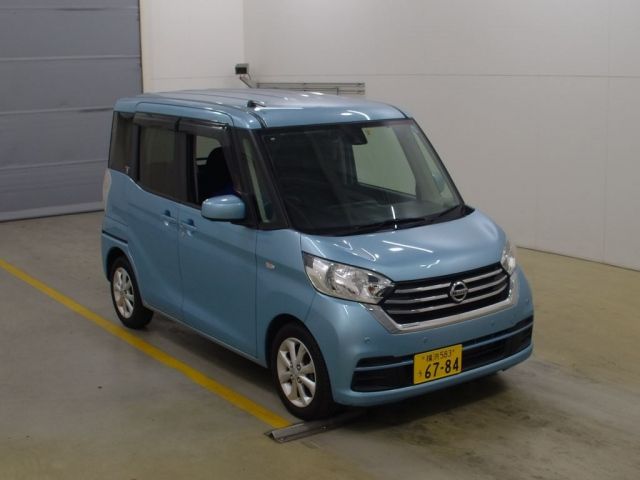 3018 NISSAN DAYZ ROOX B21A 2018 г. (NAA Tokyo)